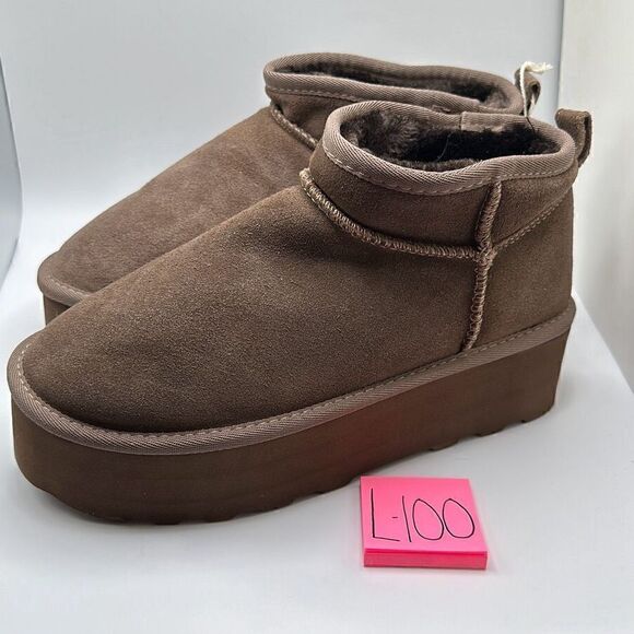 CUSHIONAIRE Women's Genuine Suede pull on platform boot +Memory Foam 8 TAUPE - Picture 3 of 7